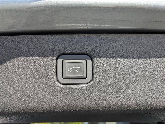 Used 2025 Chevrolet Blazer LT w/ Convenience Package FWD image 6