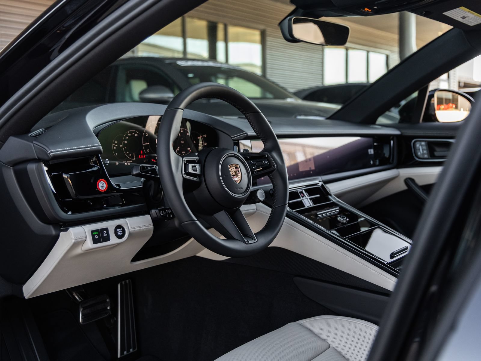 Certified 2026 Porsche Panamera 4 AWD/4WD image 4