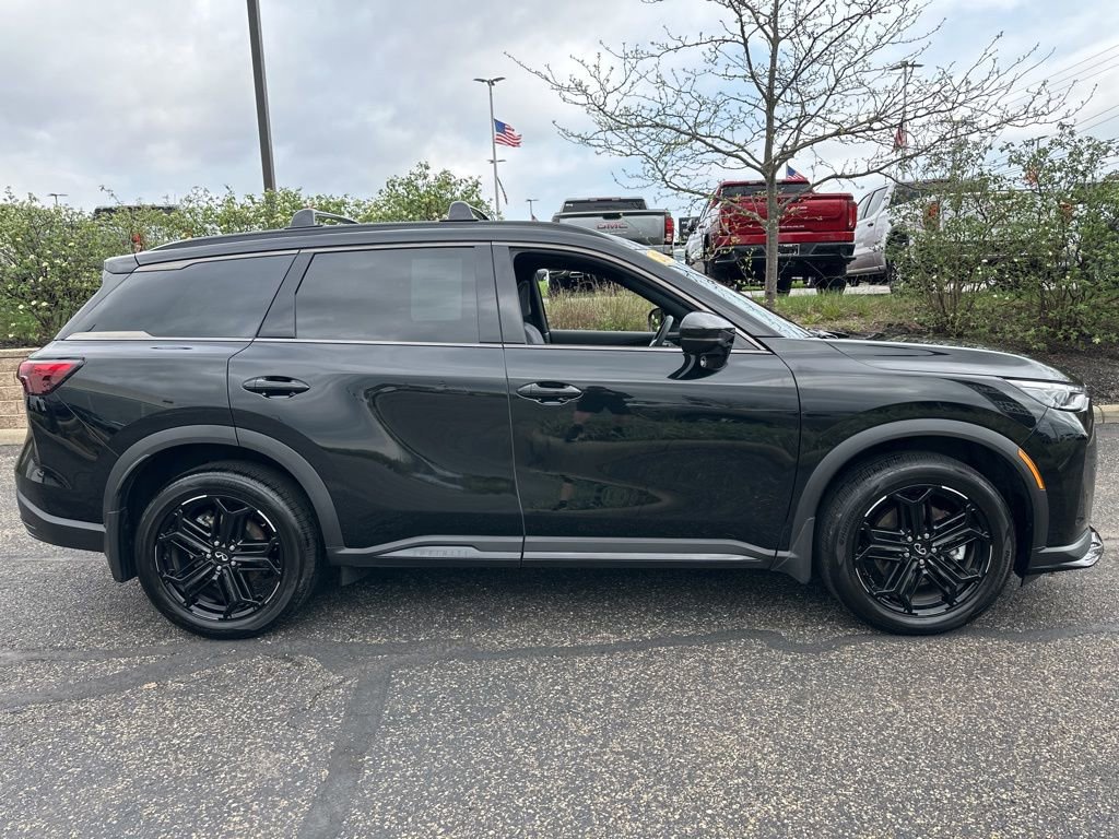 Certified 2026 INFINITI QX60 Sport w/ Dark Cargo Package AWD/4WD image 16