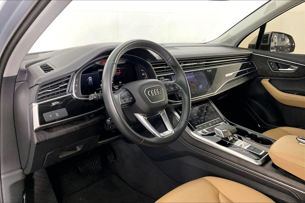 Used 2025 Audi Q7 3.0T Premium Plus AWD/4WD image 15
