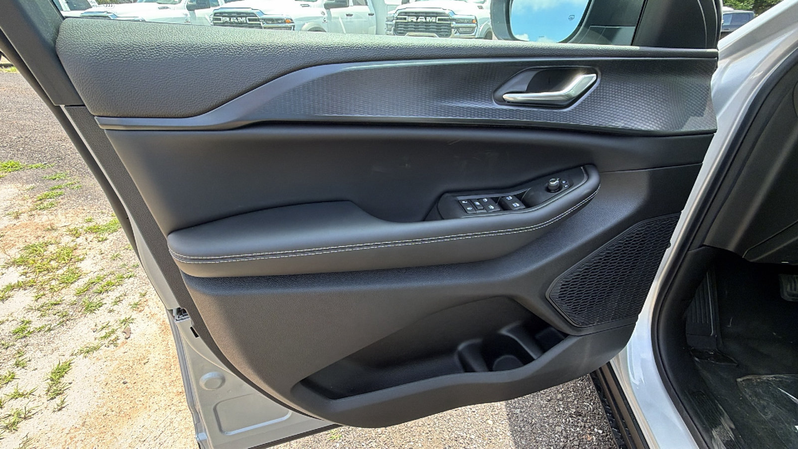New 2026 Jeep Grand Cherokee L Laredo RWD image 14