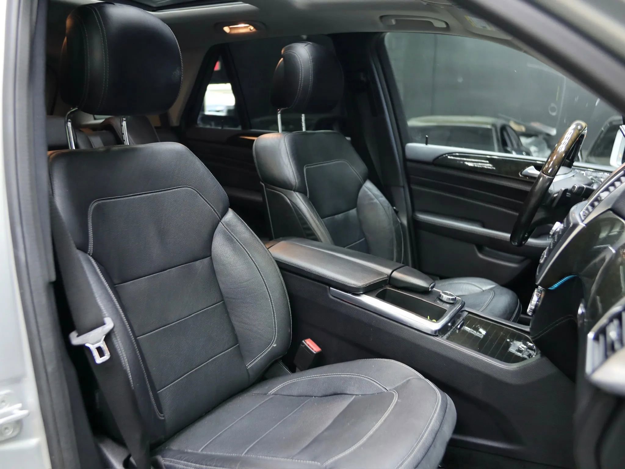 Used 2015 Mercedes-Benz ML 400 4MATIC image 23