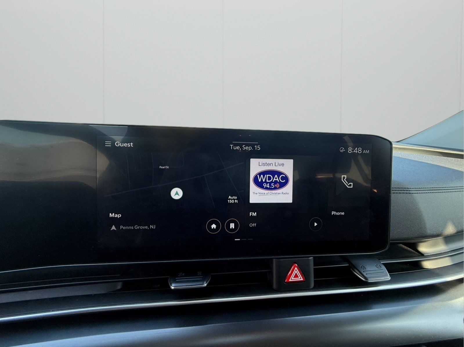 Used 2025 Kia Carnival FWD image 12