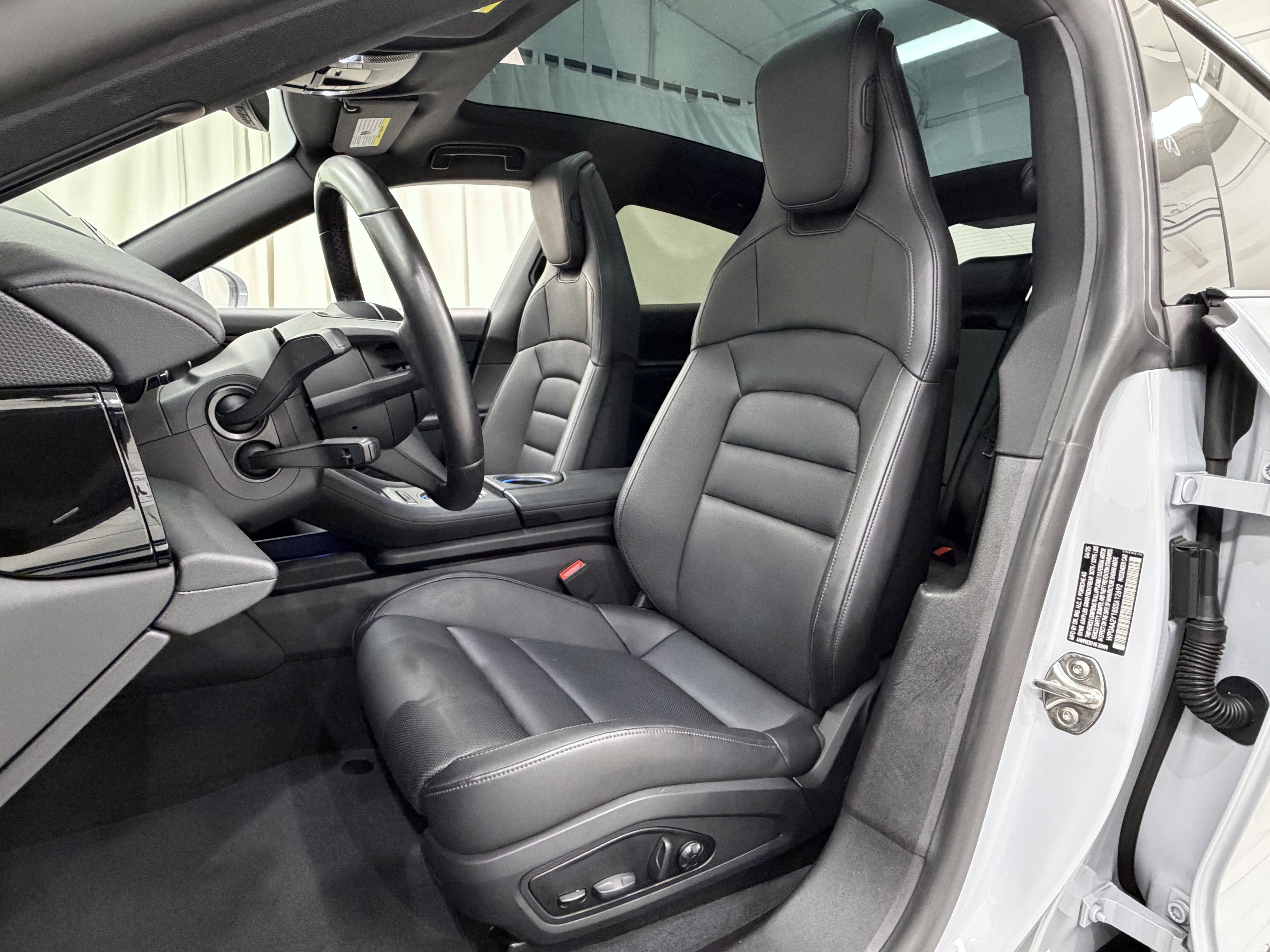 Certified 2025 Porsche Taycan RWD image 32