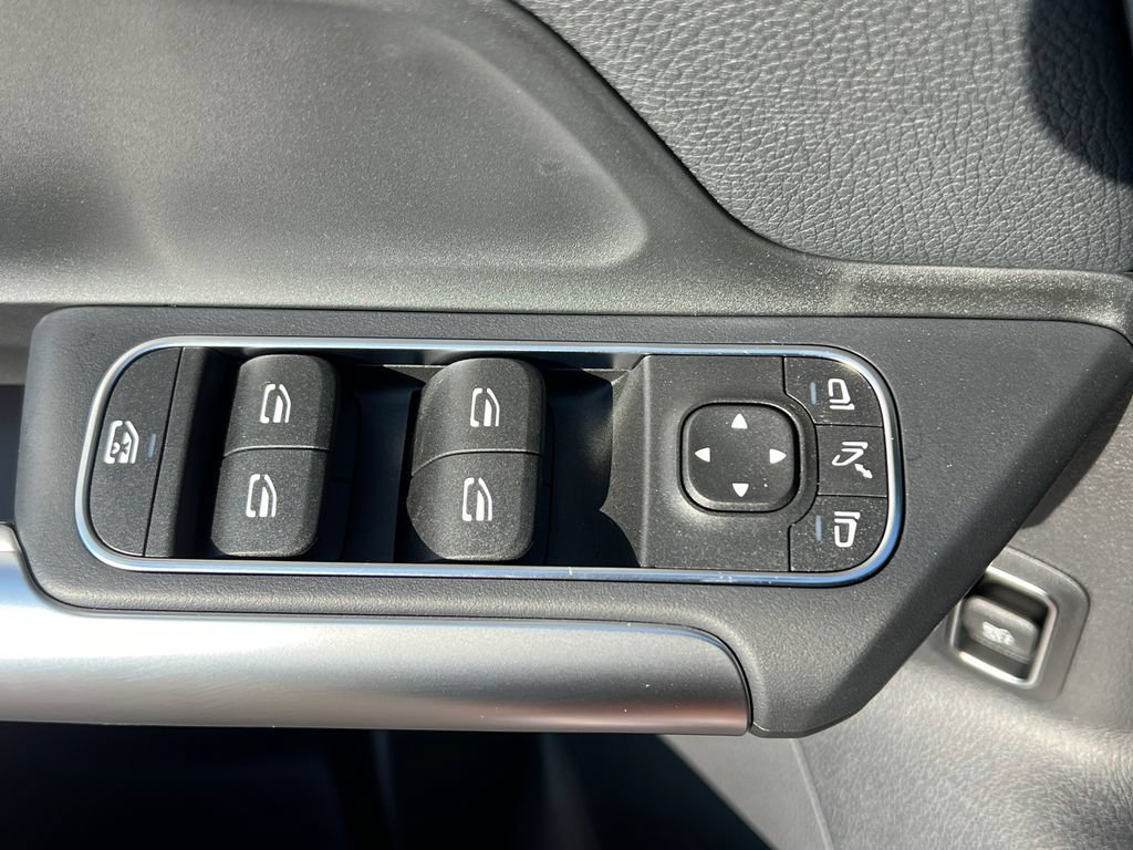 New 2026 Mercedes-Benz GLA 250 4MATIC image 11