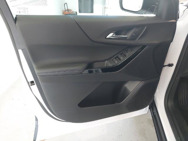 New 2026 Chevrolet Equinox LT w/ Safety and Technology Package image 25