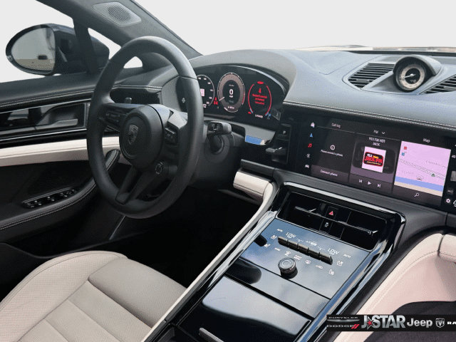 Used 2025 Porsche Panamera Turbo AWD/4WD image 21