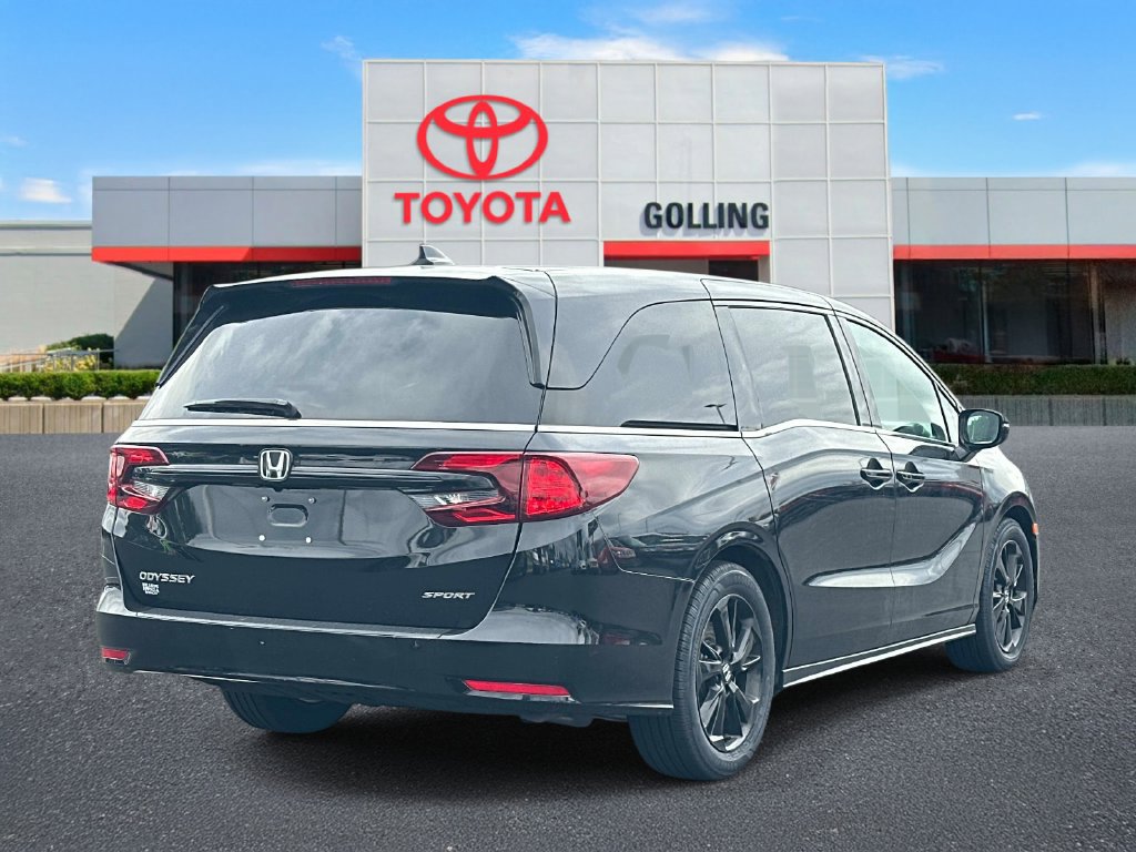Used 2023 Honda Odyssey Sport image 5
