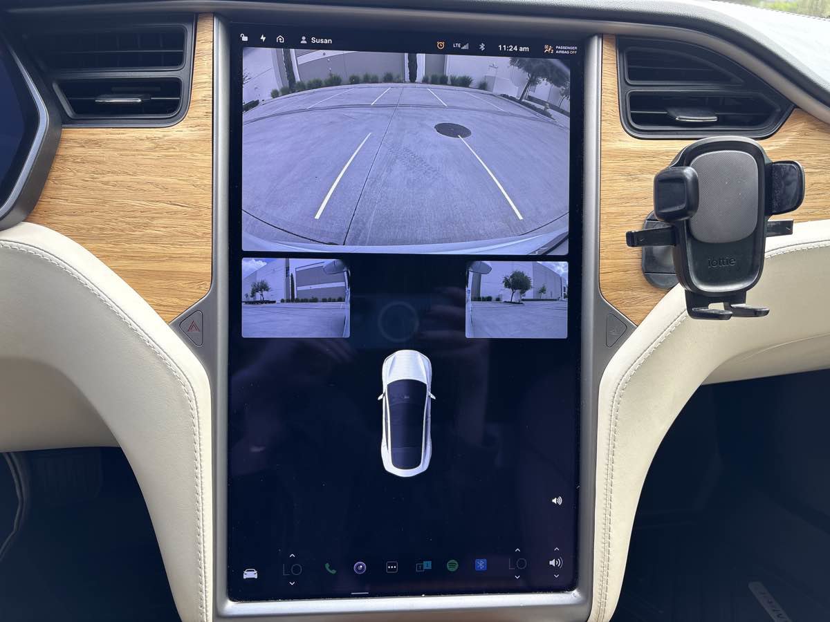 Used 2020 Tesla Model S Long Range Plus image 27