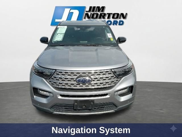 Used 2022 Ford Explorer Limited w/ Equipment Group 301A AWD/4WD image 3