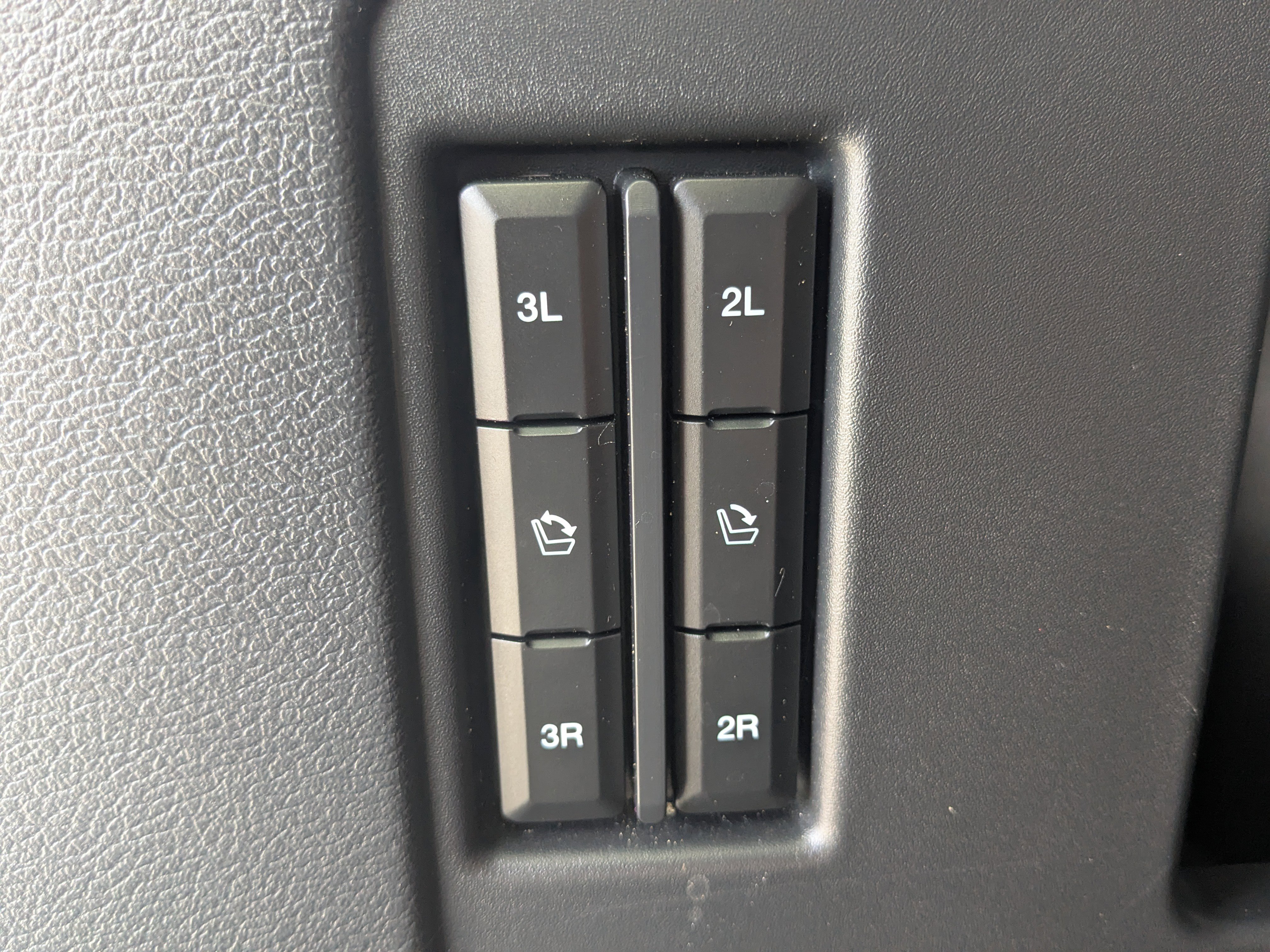 Used 2023 Ford Expedition Platinum image 15