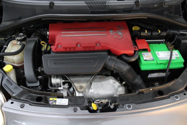 Used 2013 FIAT 500 Abarth w/ Comfort/Convenience Group FWD image 19