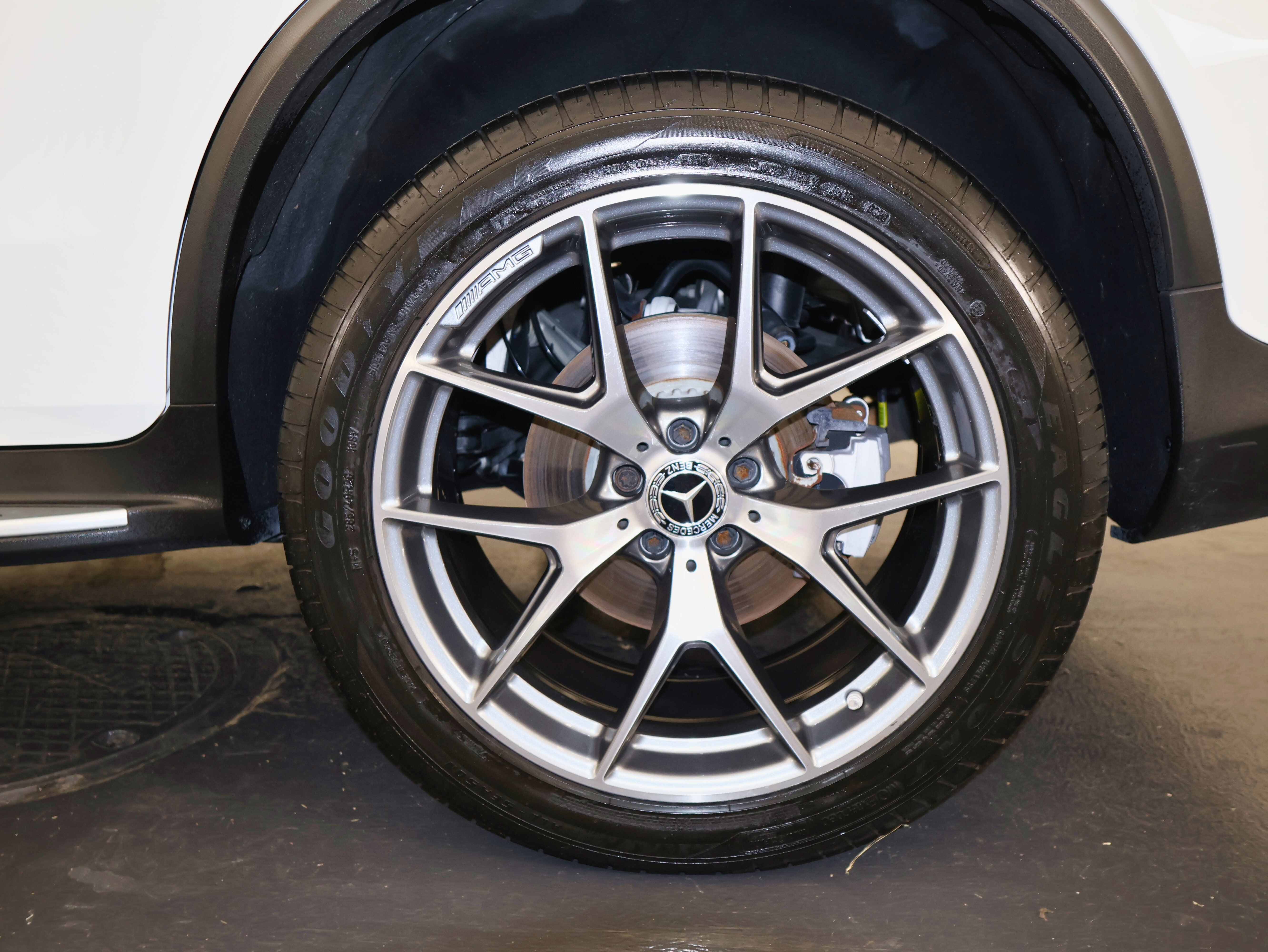 Used 2020 Mercedes-Benz GLC 300 4MATIC Coupe image 47