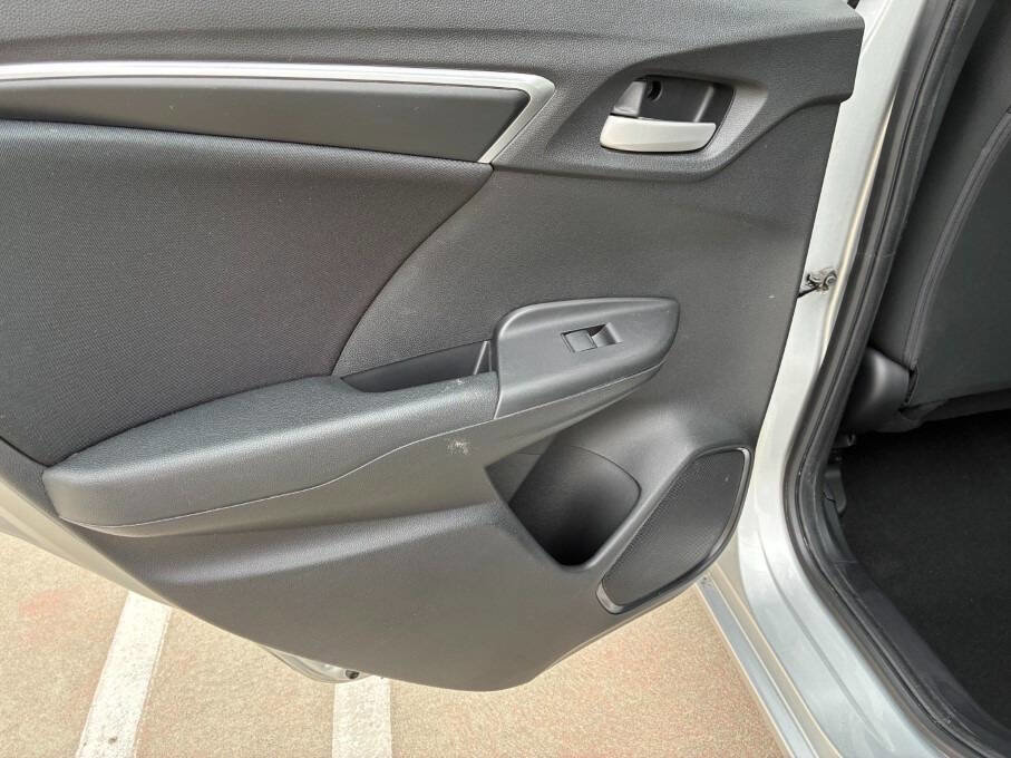 Used 2015 Honda Fit LX image 18