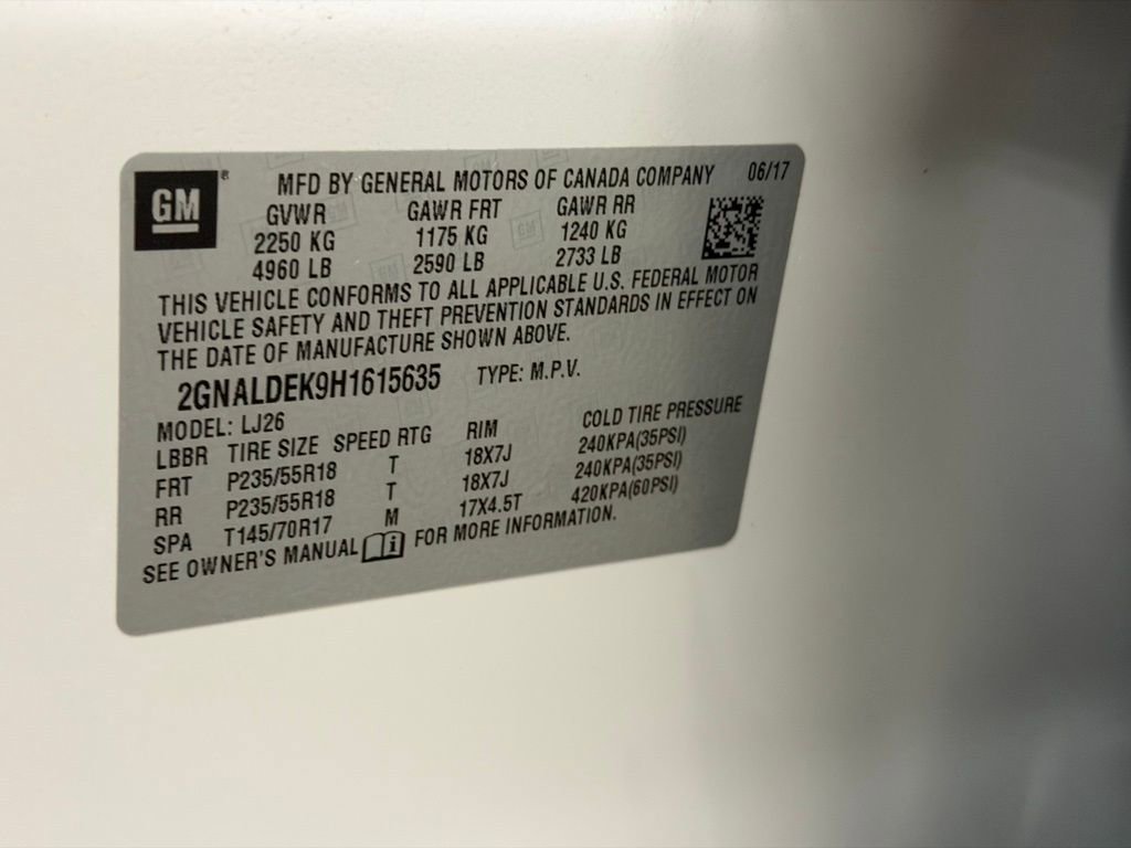 Used 2017 Chevrolet Equinox Premier w/ Enhanced Convenience Package image 32