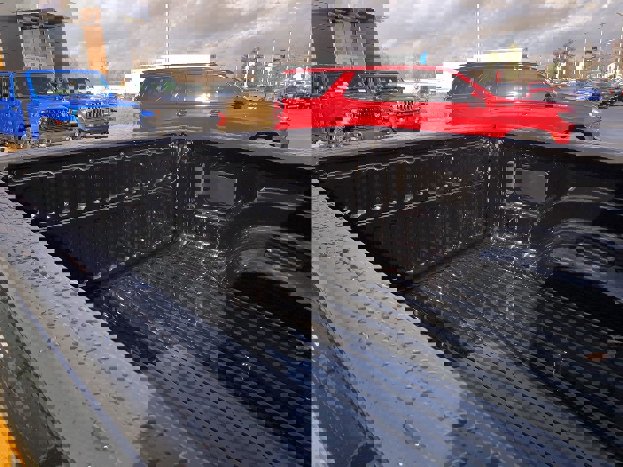 New 2026 RAM 1500 4x4 Crew Cab image 17