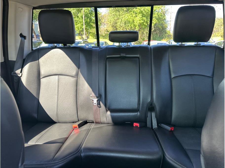 Used 2017 RAM 1500 Laramie w/ Convenience Group image 21