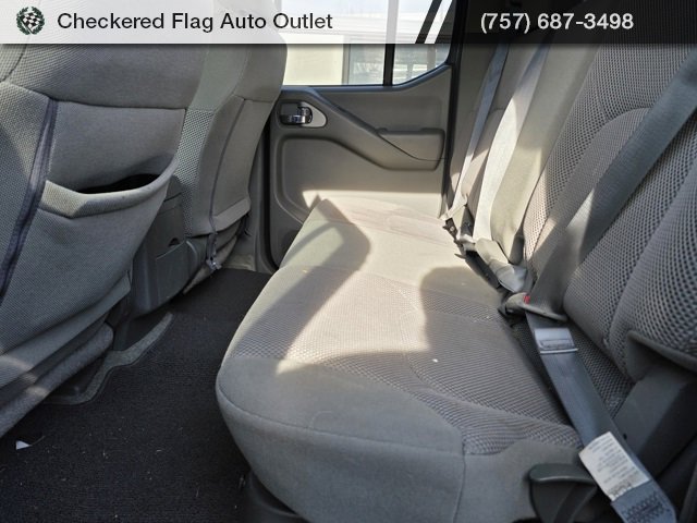 Used 2018 Nissan Frontier SV w/ Value Truck Package image 19