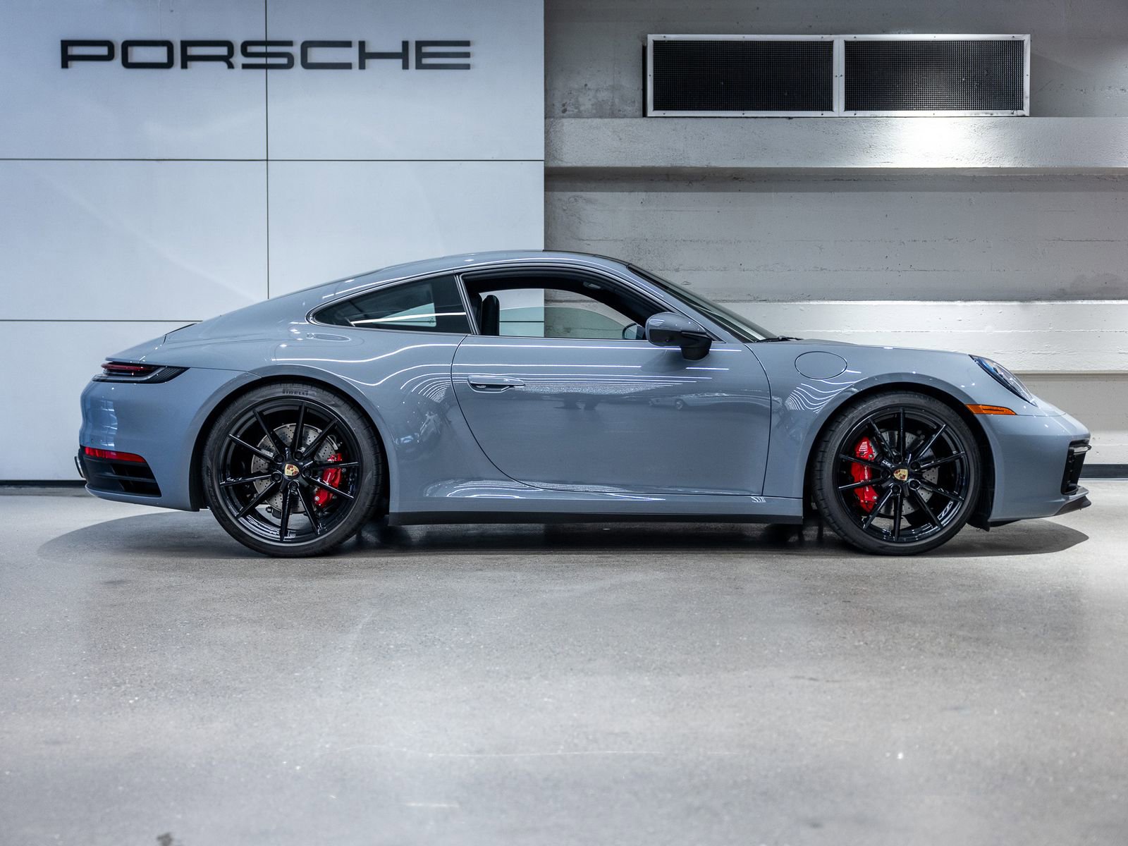 Certified 2024 Porsche 911 Carrera S image 9