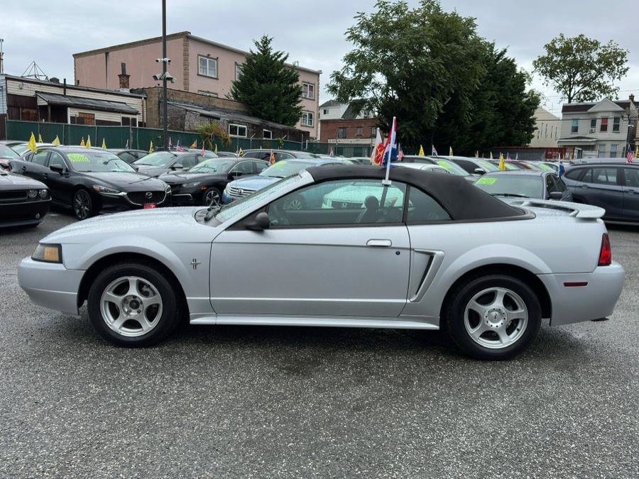 Used 2003 Ford Mustang Premium RWD image 7