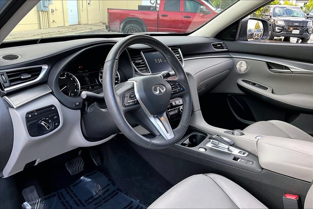 Certified 2023 INFINITI QX50 Luxe FWD image 16