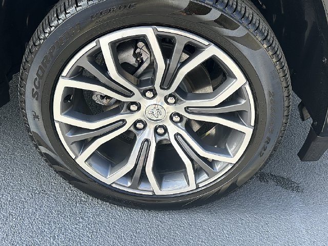 Used 2026 RAM 1500 Tungsten AWD/4WD image 9