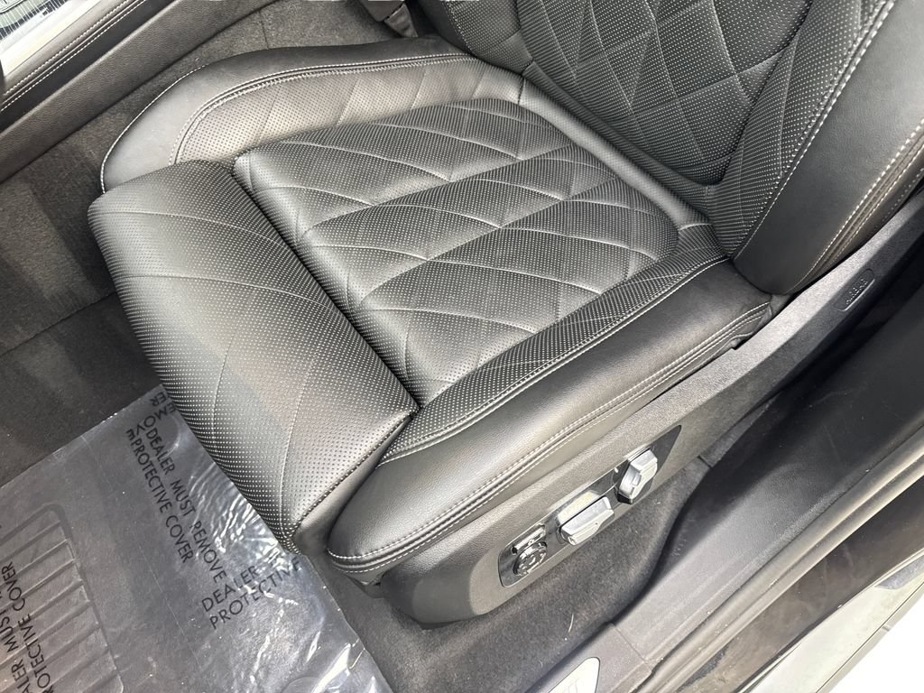 Used 2023 BMW X7 xDrive40i w/ M Sport Package AWD/4WD image 30