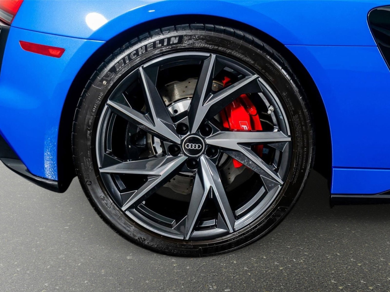 Used 2022 Audi R8 V10 performance RWD image 9