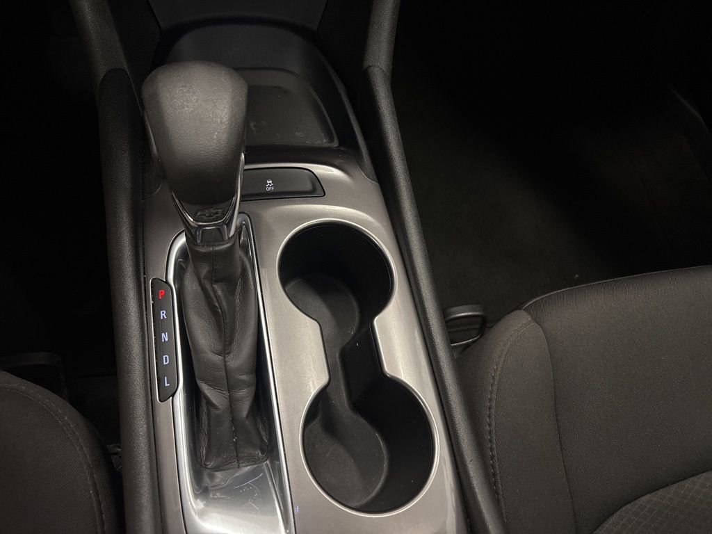 Used 2022 Chevrolet Malibu LS FWD image 21