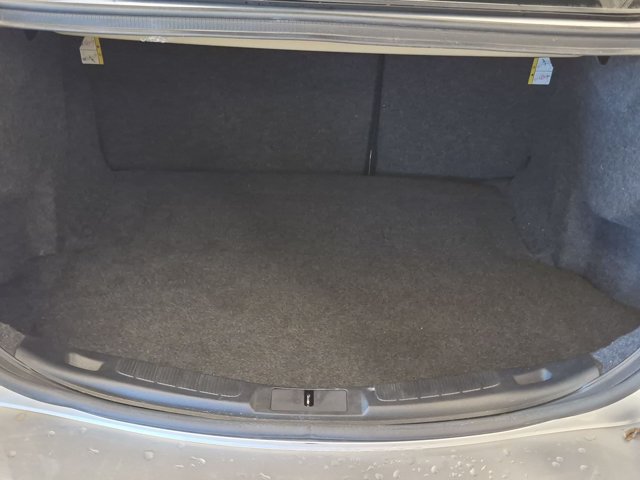 Used 2017 Ford Fusion Titanium FWD image 6