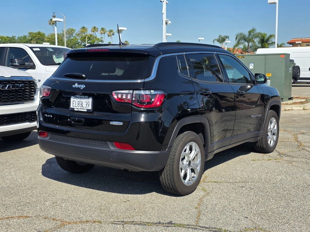 New 2026 Jeep Compass Latitude AWD/4WD image 4