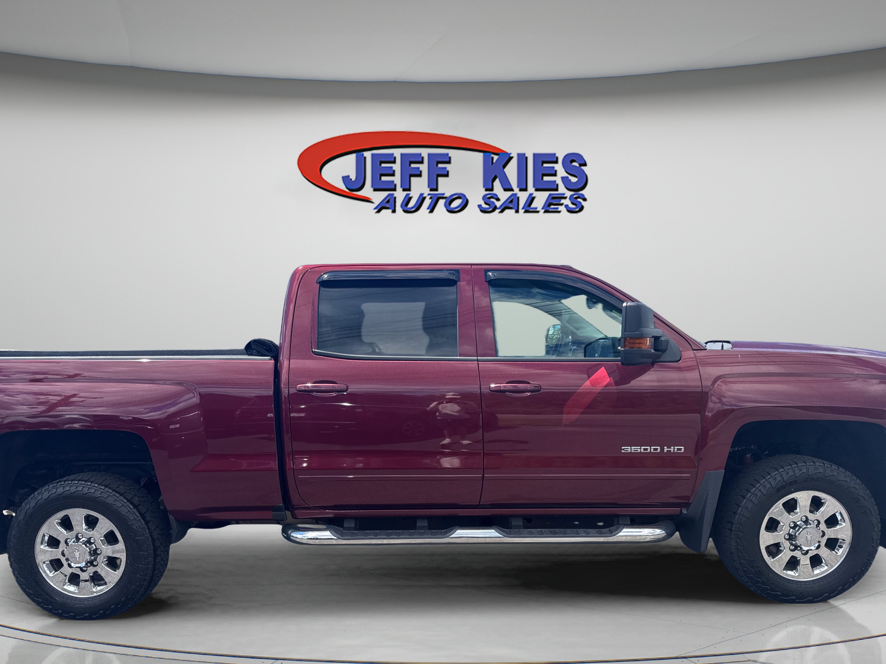 Used 2017 Chevrolet Silverado 3500 LT AWD/4WD image 4