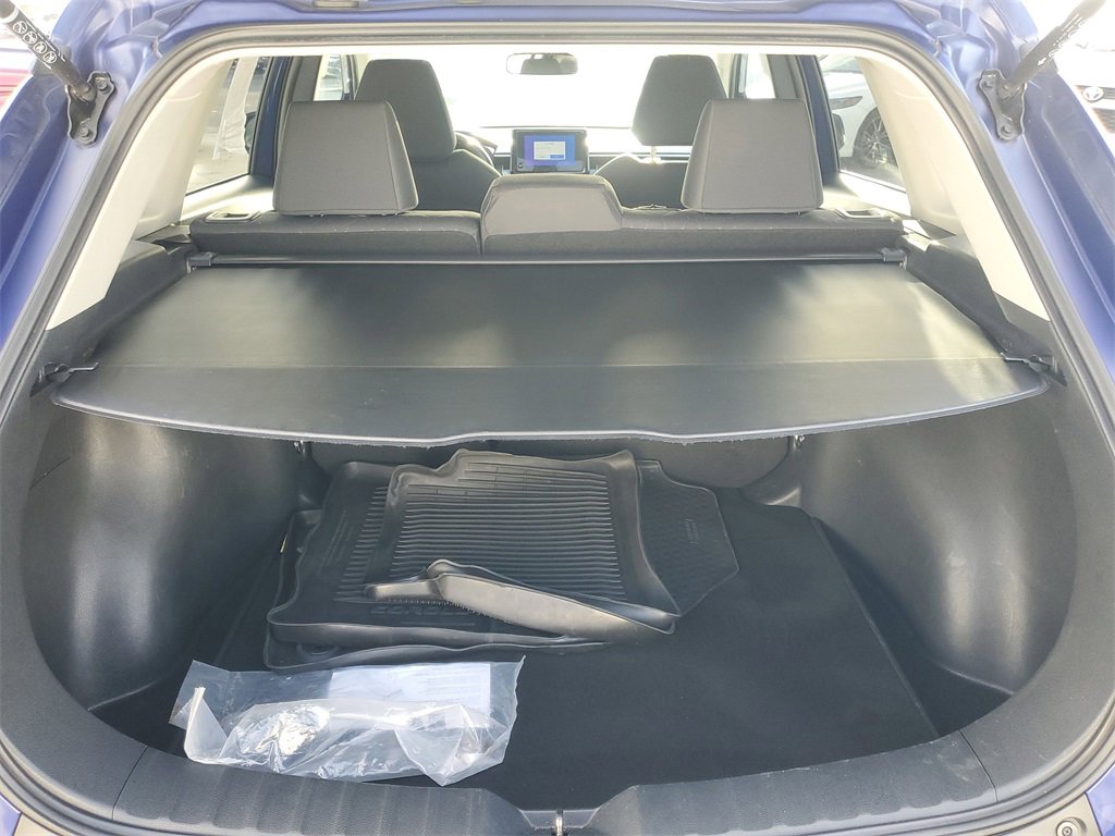 Certified 2023 Toyota Corolla Cross LE image 9