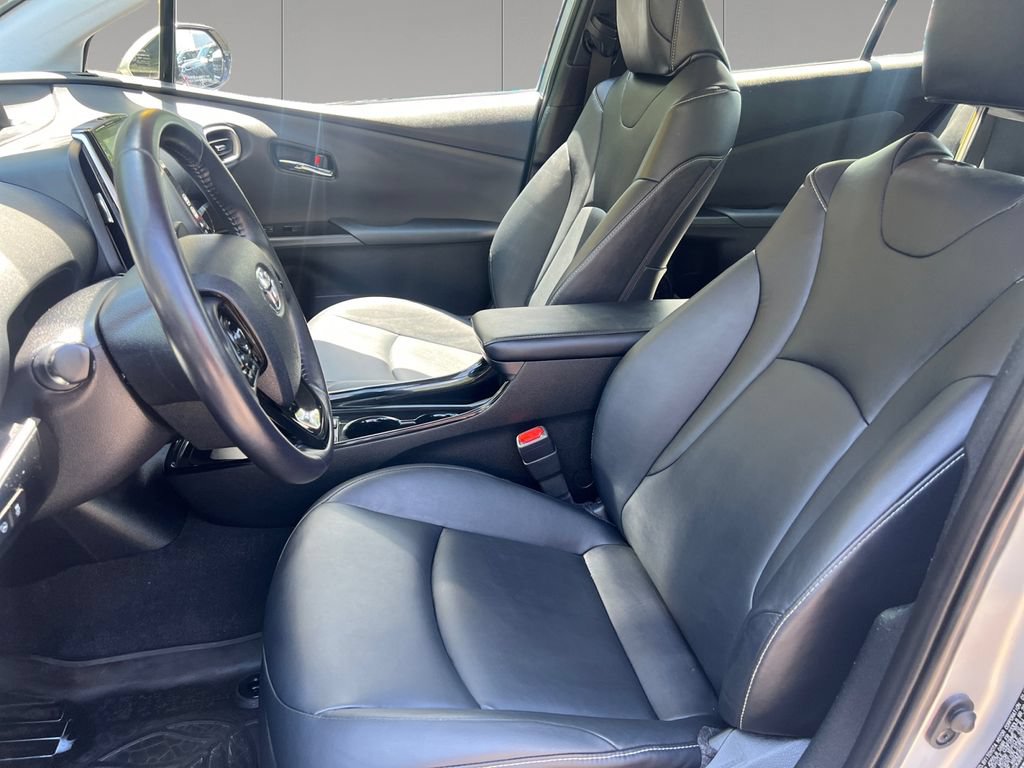 Used 2020 Toyota Prius Prime Limited FWD image 10