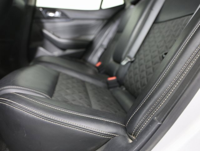 Used 2019 Nissan Maxima Platinum w/ Illumination Package image 2