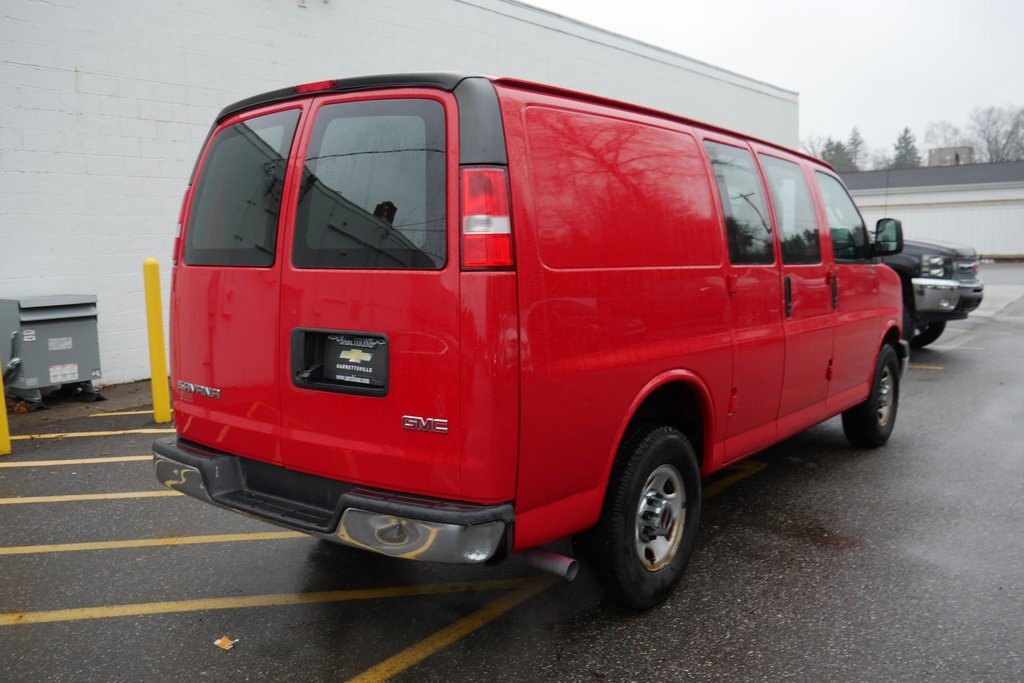 Used 2017 GMC Savana 2500 image 7