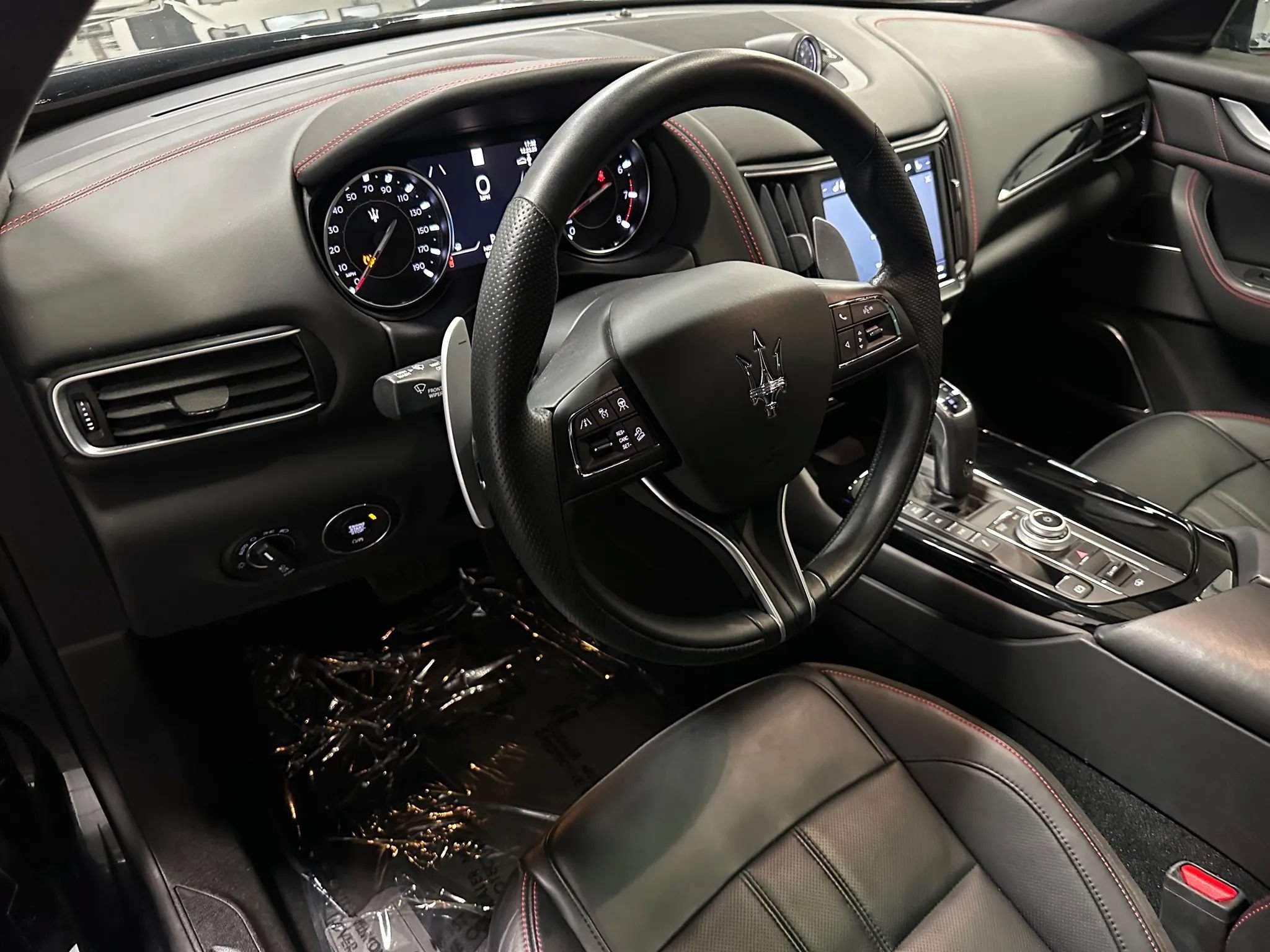 Used 2024 Maserati Levante GT Ultima AWD/4WD image 8