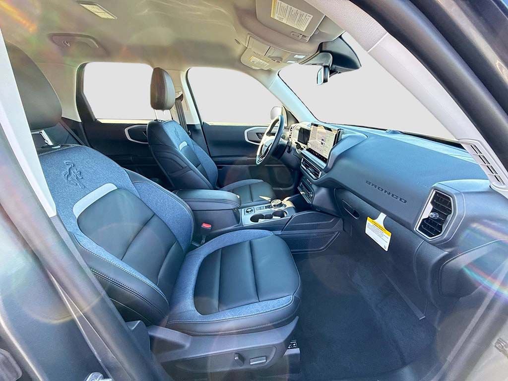 New 2025 Ford Bronco Sport Outer Banks w/ Outer Banks Tech Package+ AWD/4WD image 24