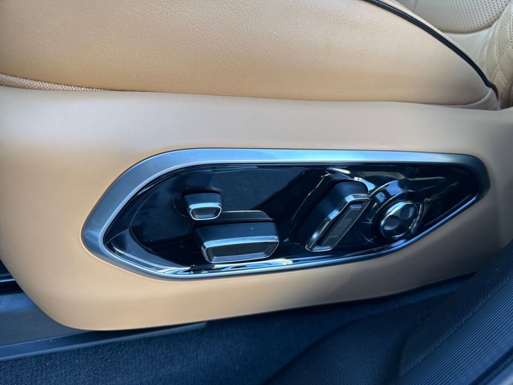 New 2025 Jeep Grand Cherokee L Summit w/ Obsidian Package image 12