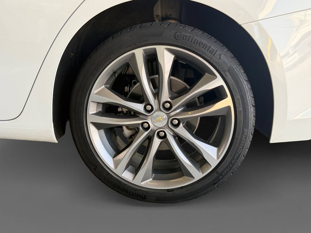 Used 2024 Chevrolet Malibu LT FWD image 17