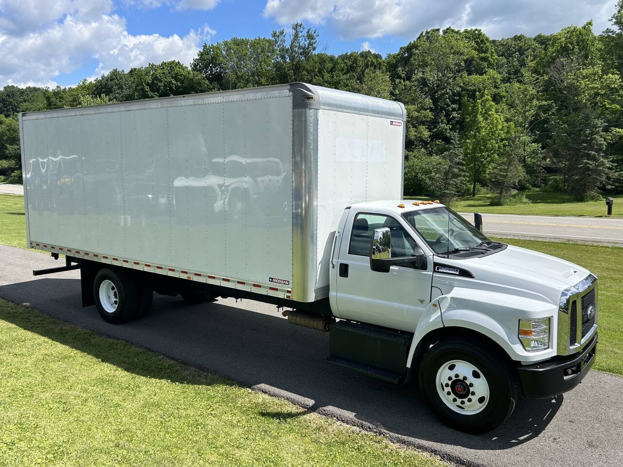 Used 2023 Ford F650 2WD Regular Cab Super Duty image 6