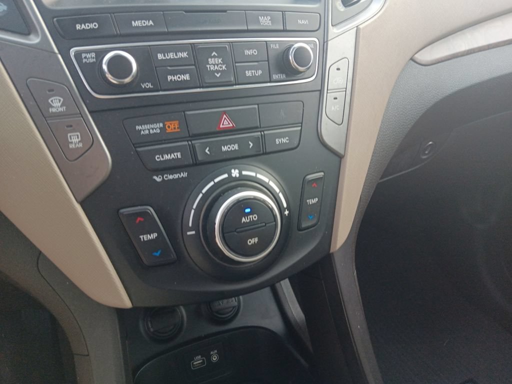 Used 2018 Hyundai Santa Fe Sport w/ 2.0T Ultimate Tech Package 05 AWD/4WD image 11