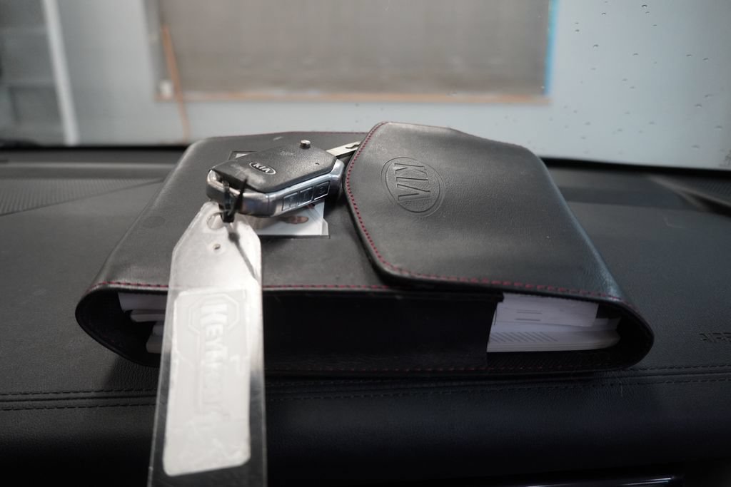 Used 2021 Kia K5 LX FWD image 34