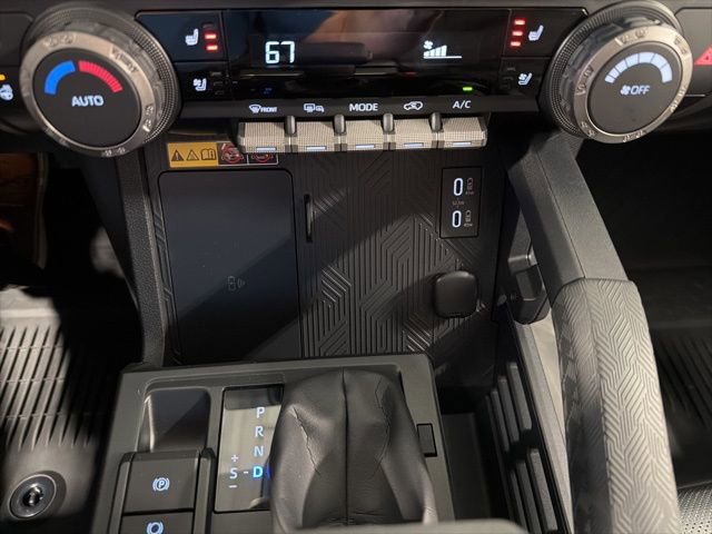 Used 2025 Toyota 4Runner TRD Off-Road Premium image 24