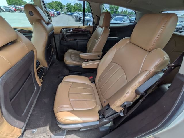 Used 2016 Buick Enclave Leather AWD/4WD image 16