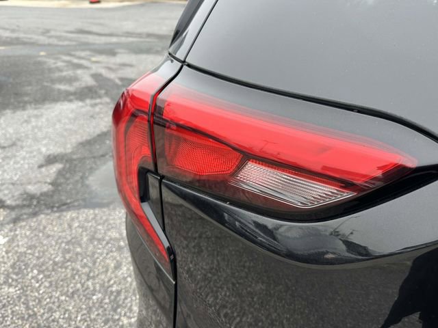 Used 2020 GMC Terrain SLE image 32