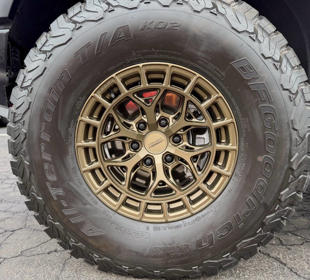 Used 2025 Ford F150 Raptor w/ Equipment Group 803A Raptor R image 8