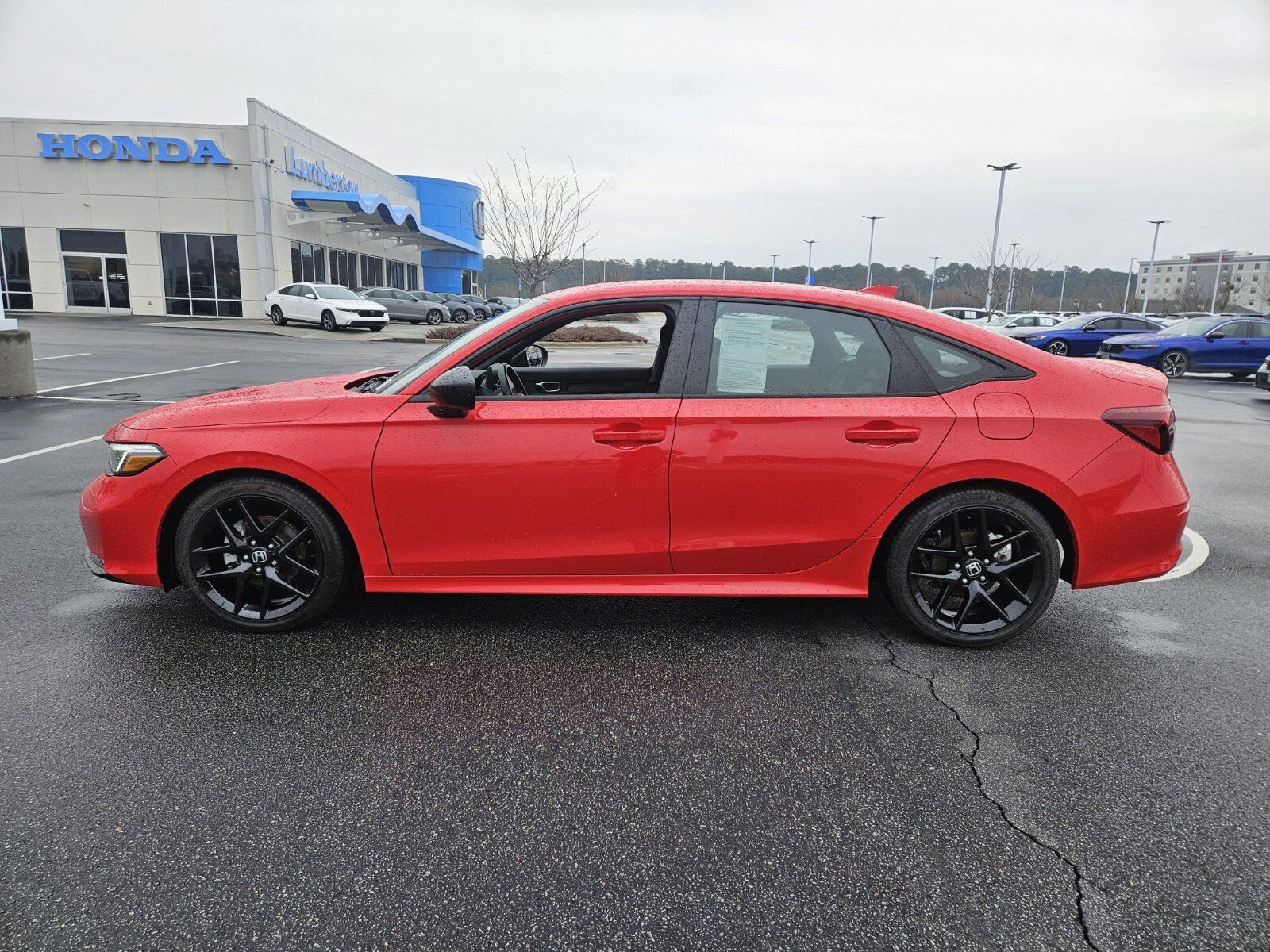 Used 2025 Honda Civic Sport image 4