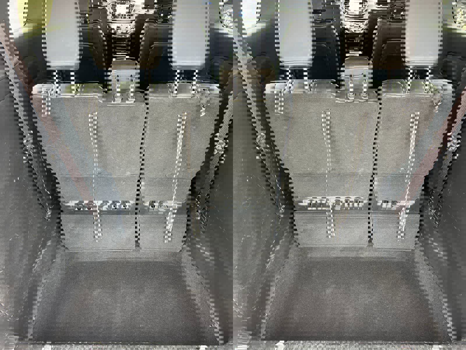 Used 2025 Chrysler Pacifica Select image 17