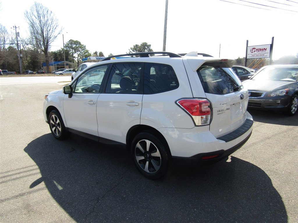 Used 2017 Subaru Forester 2.5i Premium w/ Popular Package #2A image 5